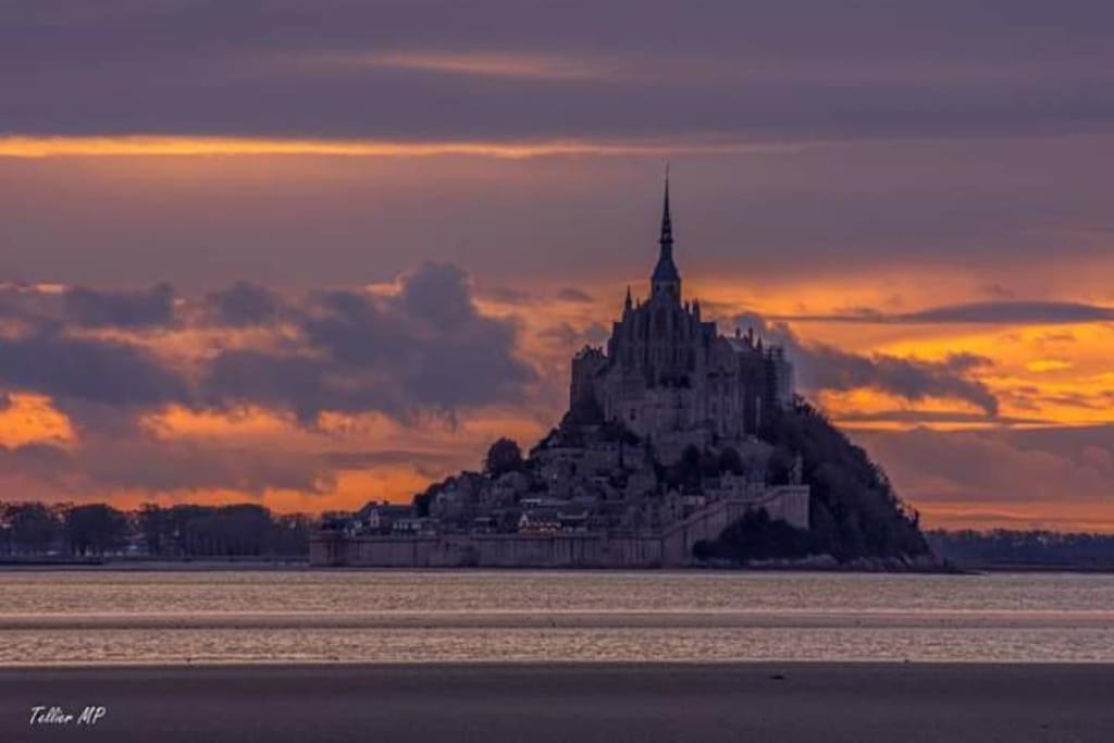 La Chouette Detente Fougères エクステリア 写真